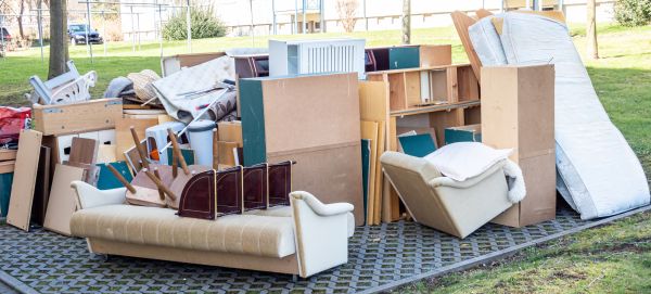 Furniture Disposal Service in Middleburg
