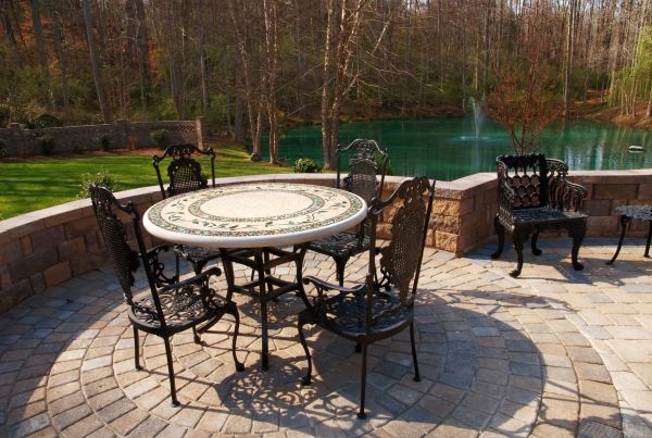 Patio Furniture Removal in Middleburg