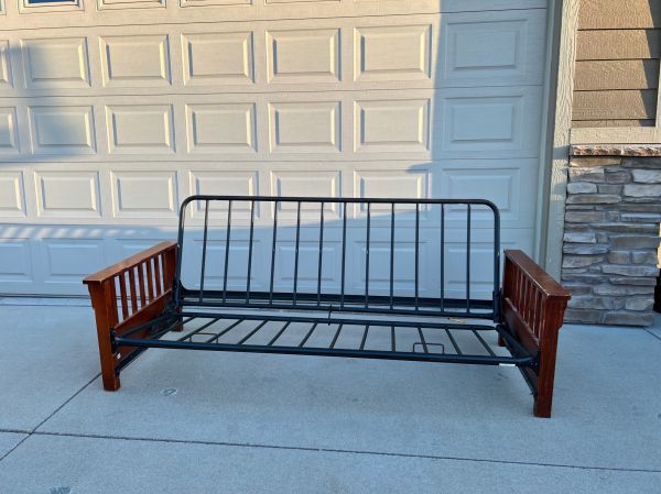 Porch Furniture Disposal in Middleburg
